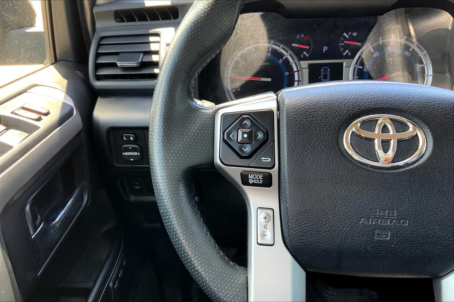 Used 2017 Magnetic Gray Metallic Toyota SR5 image 24
