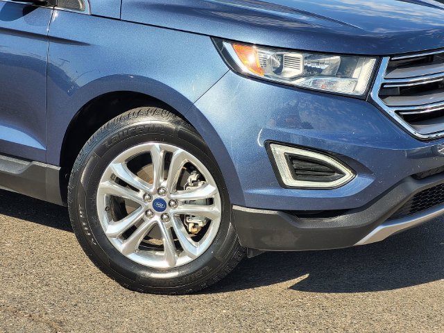 Used 2018 Blue Ford SEL image 9
