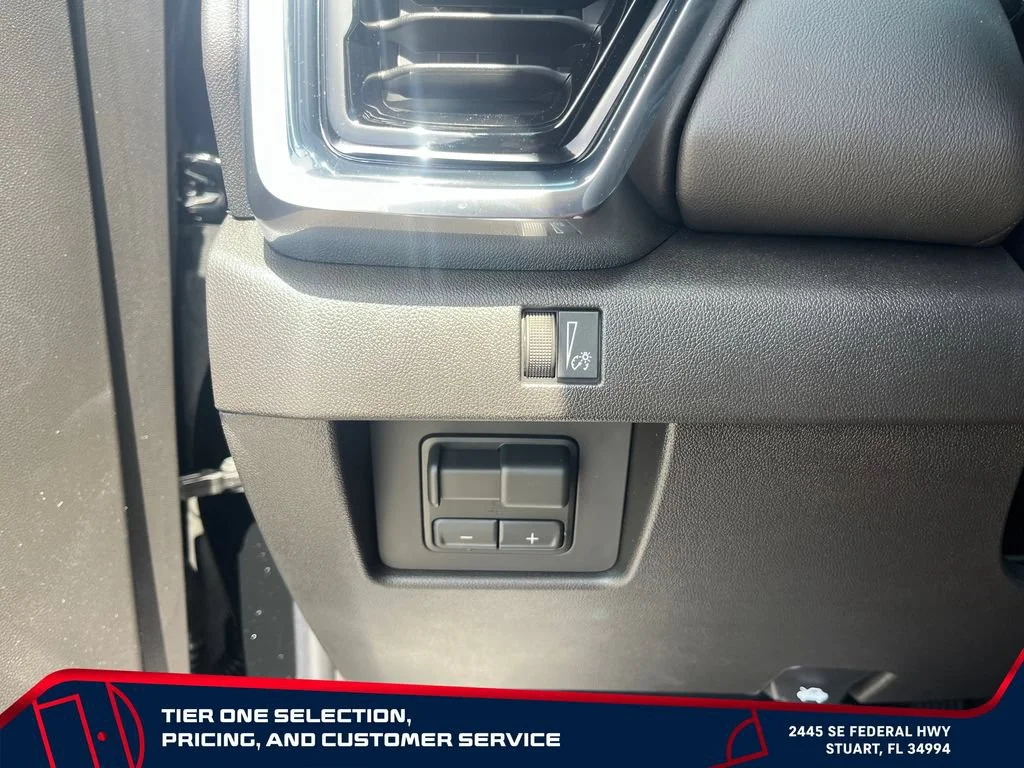New 2026 Onyx Black GMC Elevation image 24
