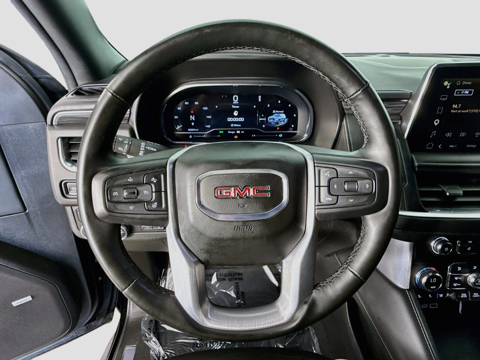 Used 2024 Onyx Black GMC SLT image 13