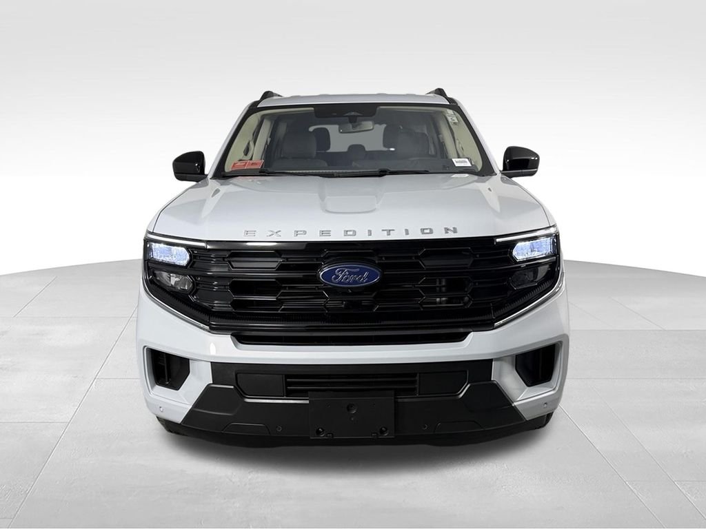 Used 2025 Silver Metallic Ford Active image 5