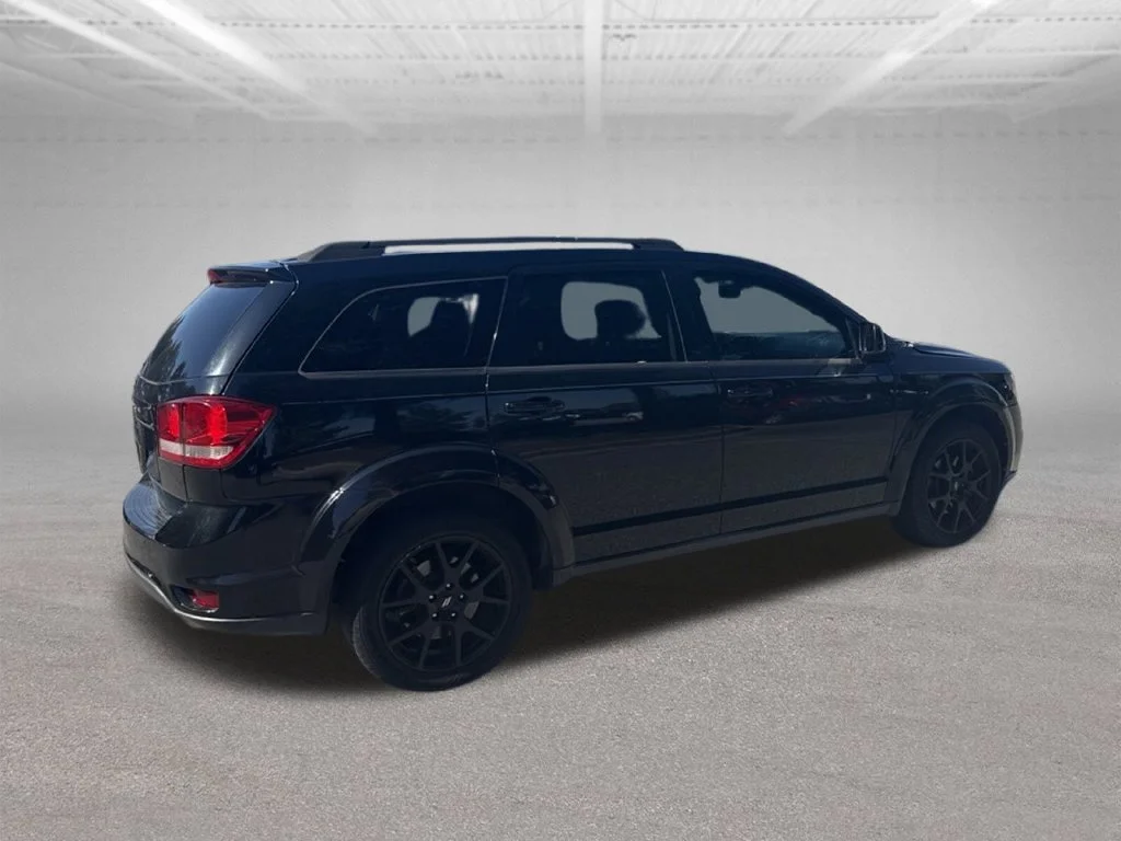 Used 2019 Black Dodge SE image 3
