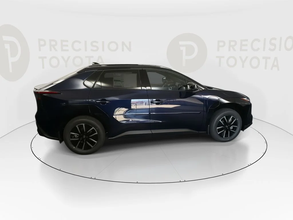 2026 Toyota bZ XLE - Photo 21