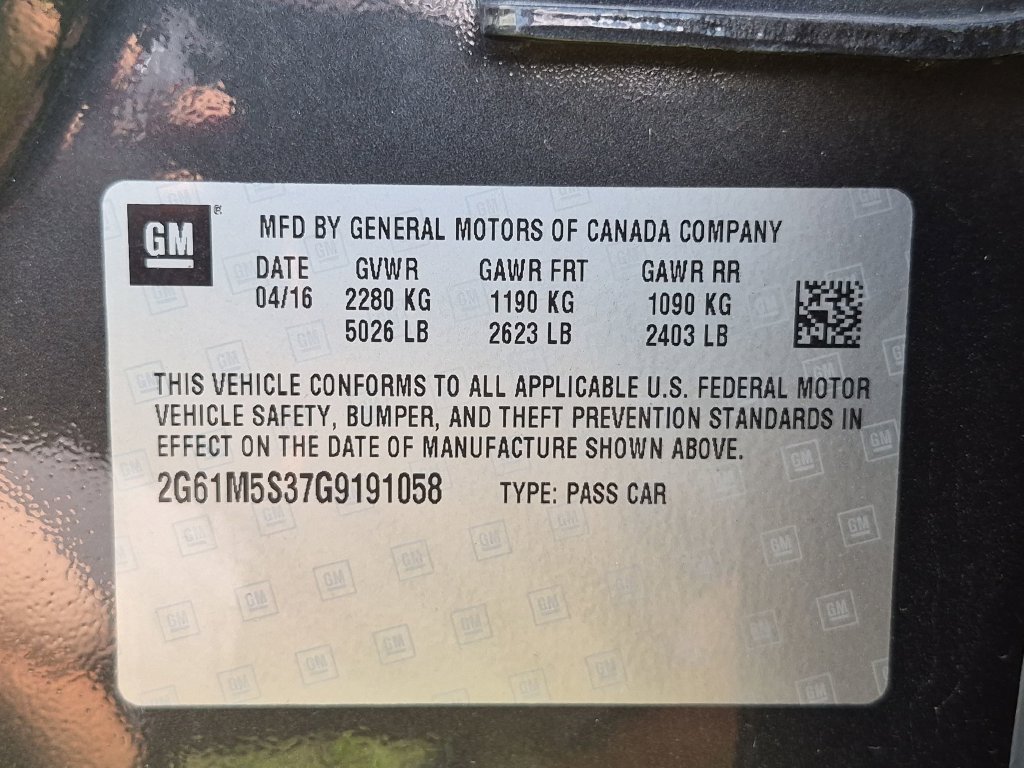Used 2016 Gray Cadillac Luxury image 32