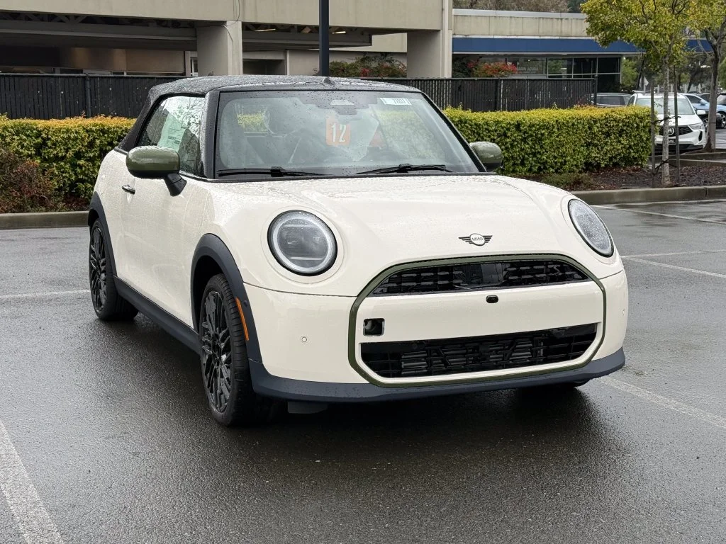 New 2027 N/A MINI Iconic image 1