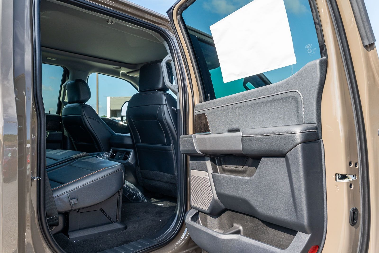 New 2026 Marsh Gray Ford F-250® Lariat® image 10
