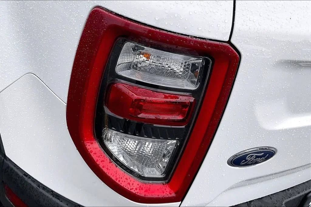 Used 2022 White Ford Big Bend image 27