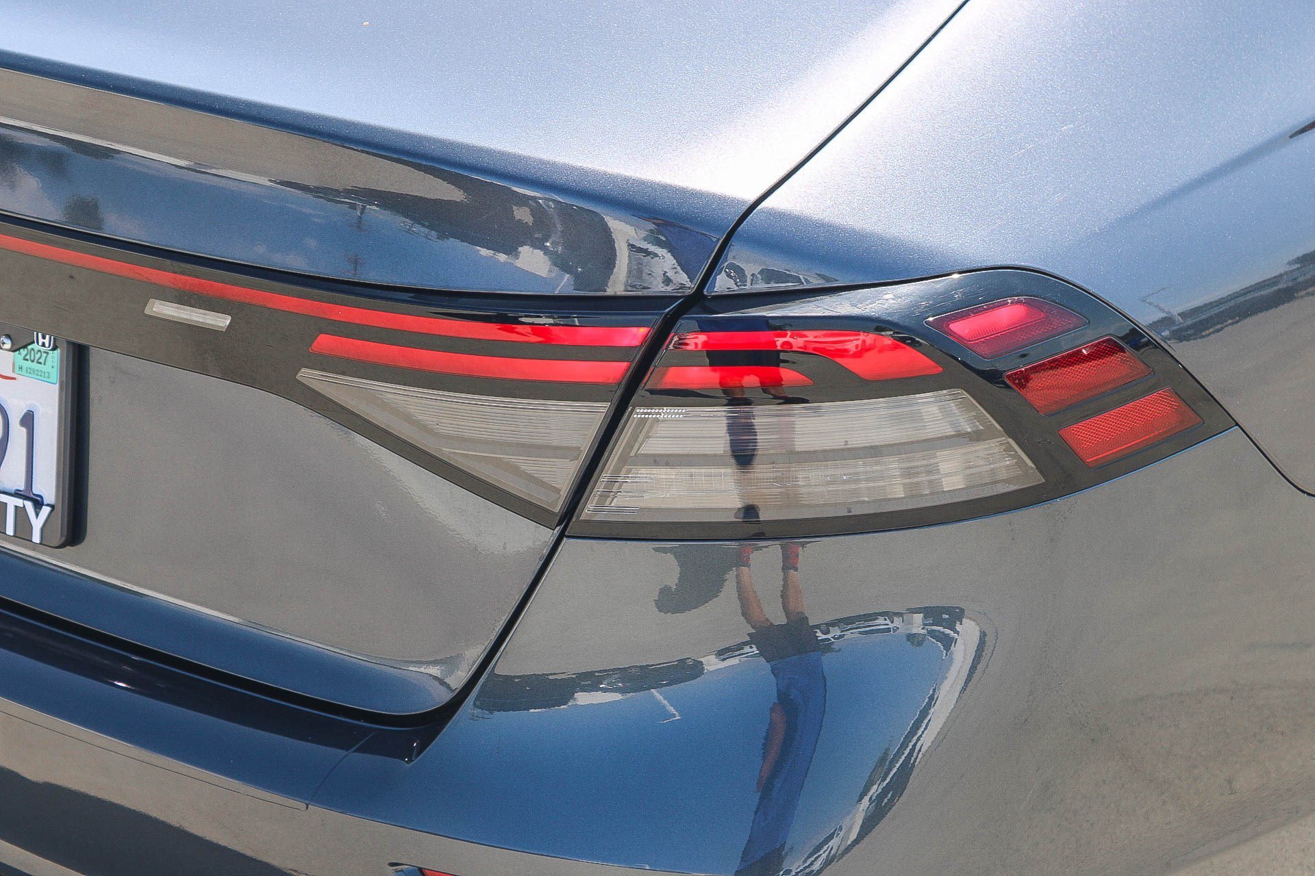 Used 2023 Meteorite Gray Metallic Honda EX image 9