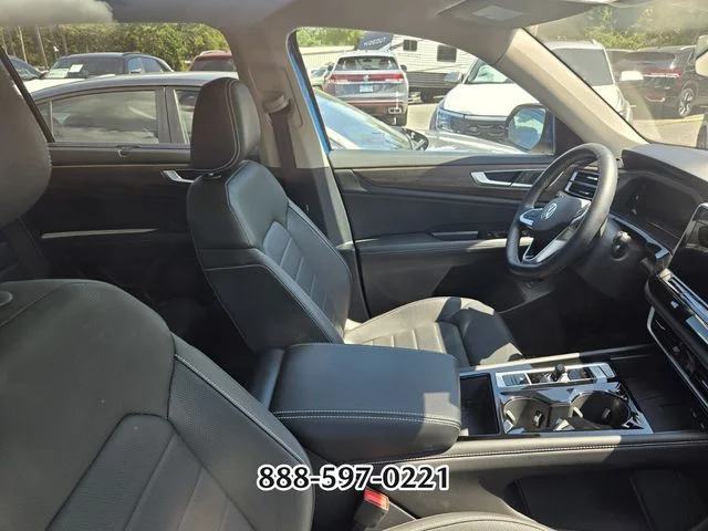Certified Used 2026  Volkswagen 2.0T SEL image 8