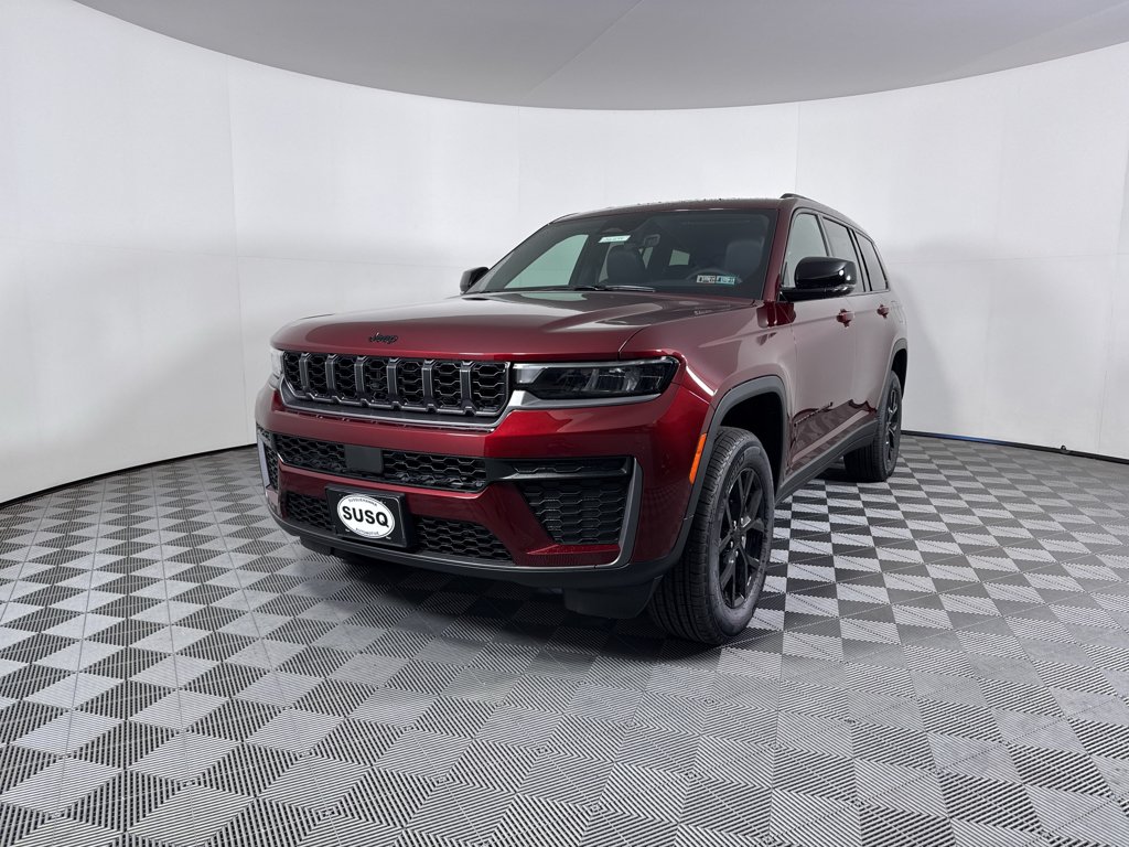 New 2026 Velvet Red Pearl-Coat Exterior Paint Jeep Laredo Altitude image 19