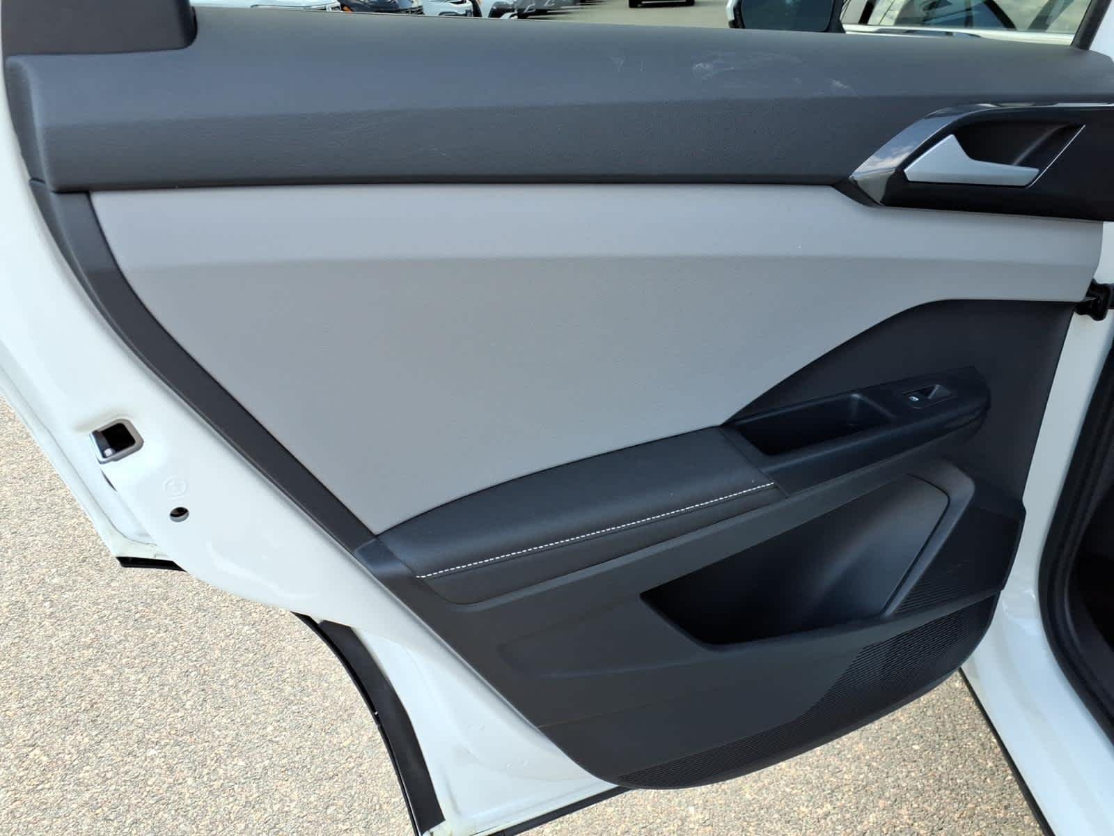 Certified Used 2024 Pure White Volkswagen SEL image 12