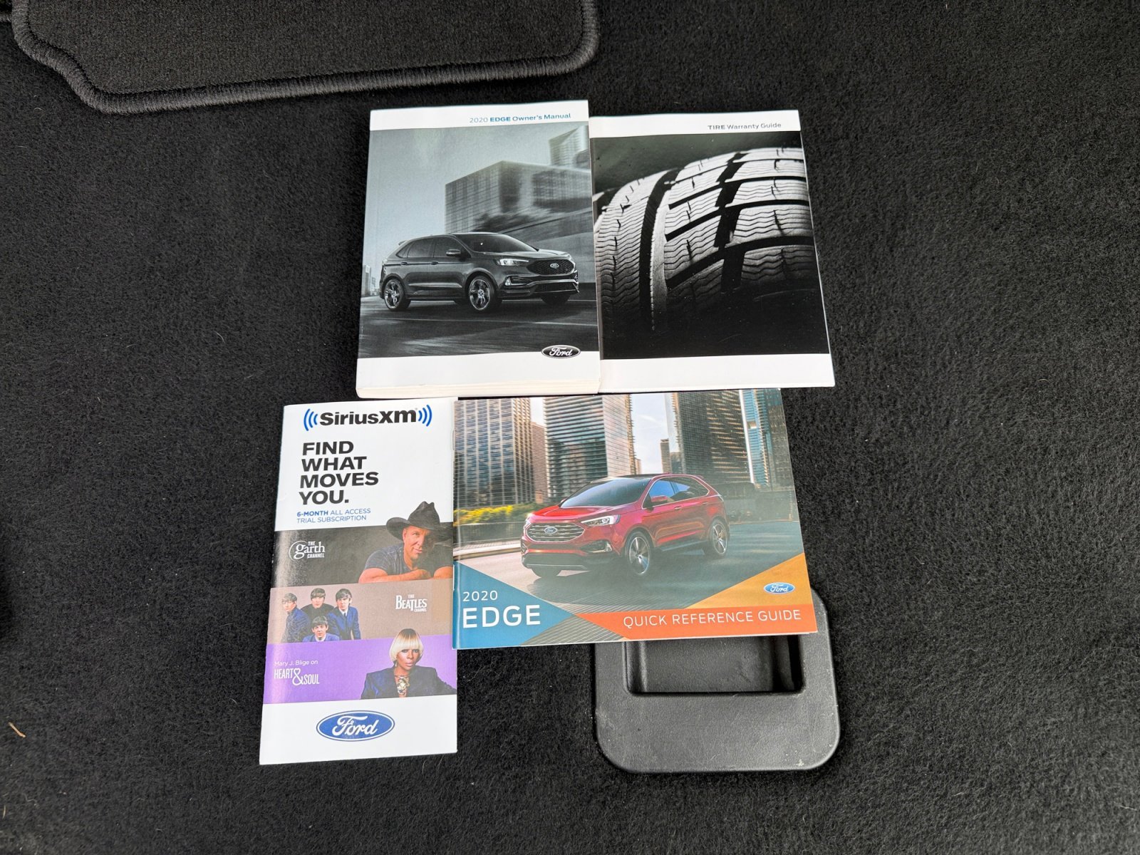 Used 2020 Black Ford SEL image 41