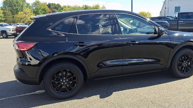 Used 2020 Ford Escape SE with VIN 1FMCU9BZ9LUB55222 for sale in Gilbertsville, PA