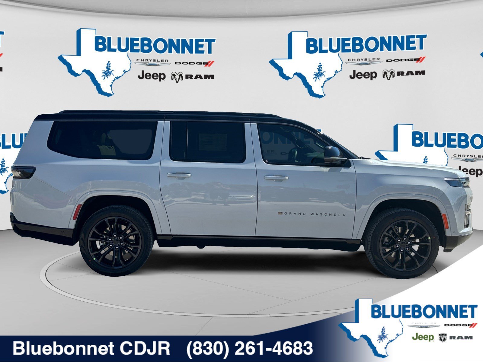 New 2027 Ghost Paint Jeep Summit Obsidian image 4