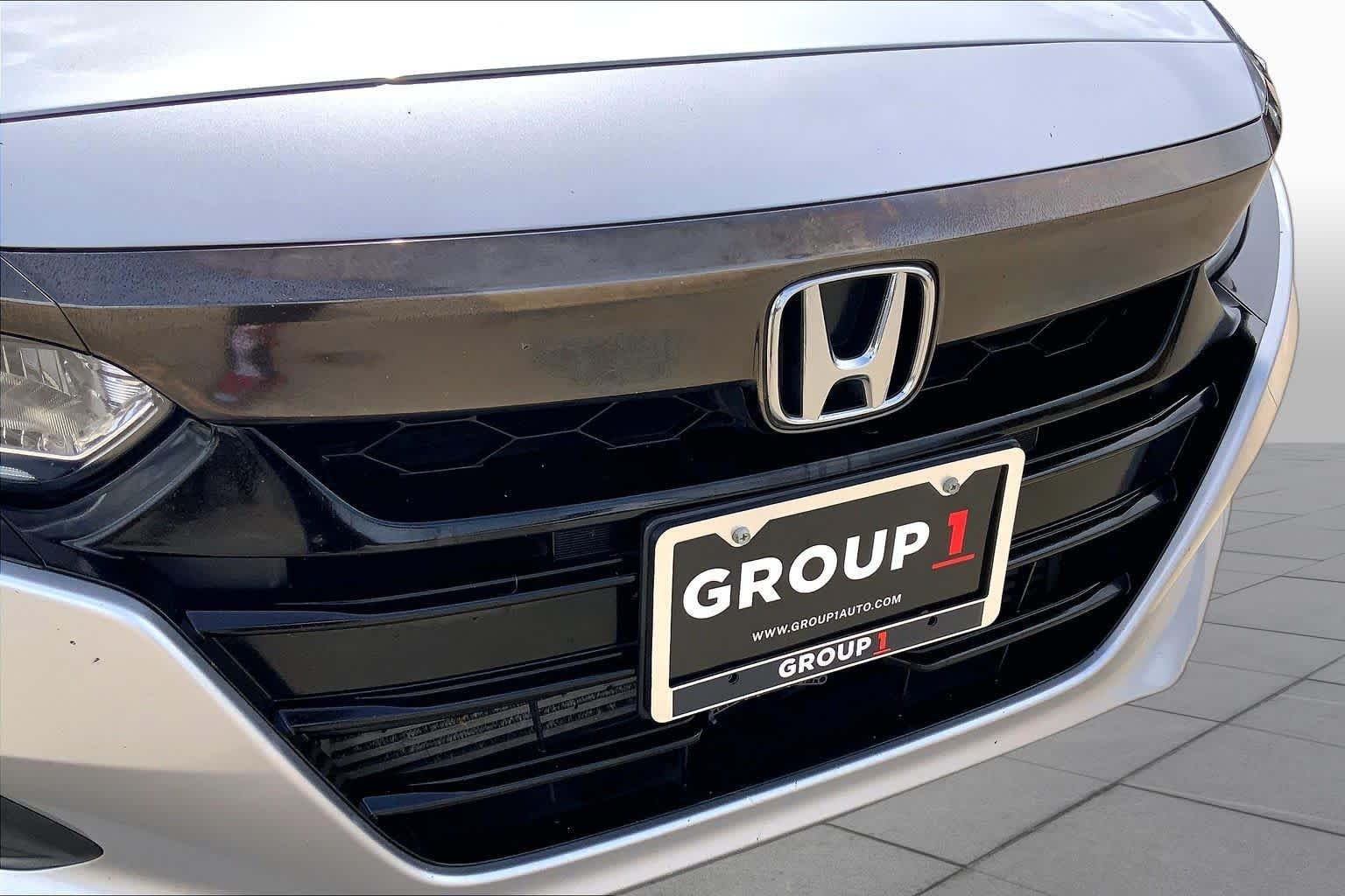 Used 2020 Lunar Silver Metallic Honda Sport image 30