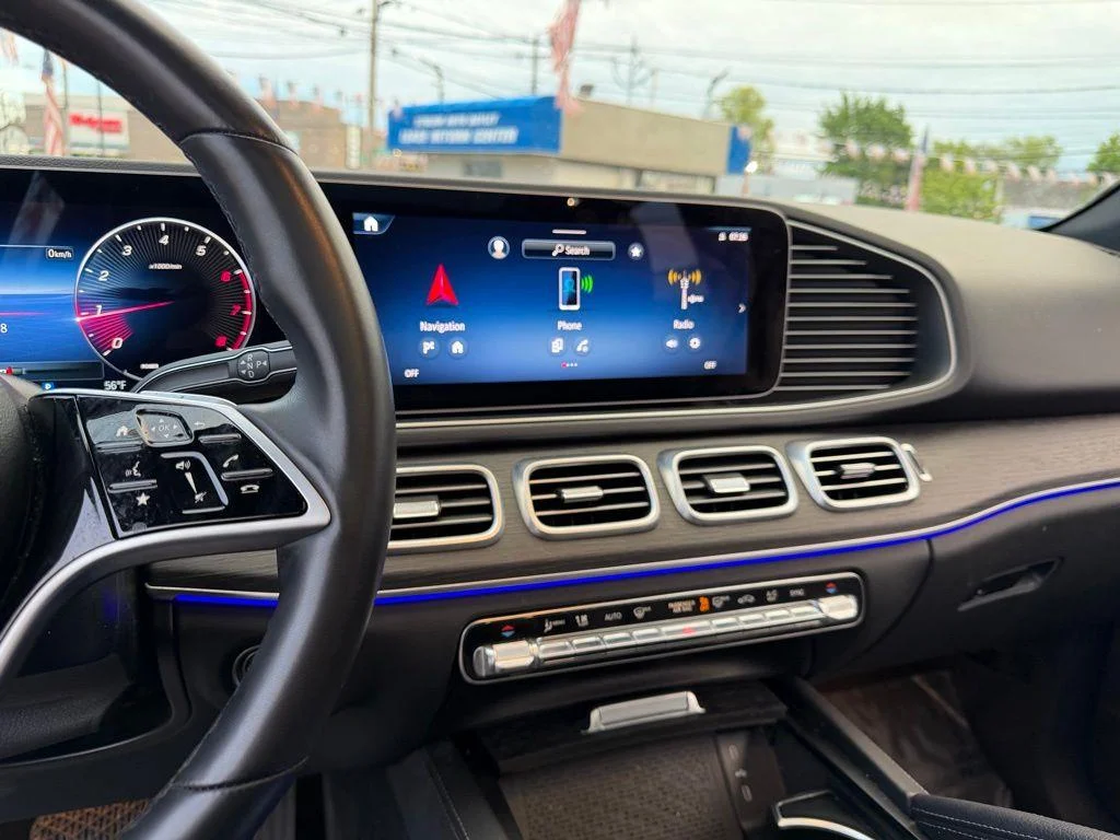 Used 2025 Black Mercedes-Benz GLE 350 image 26