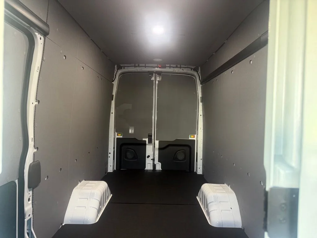 New 2026 Oxford White Ford Cargo Van image 31