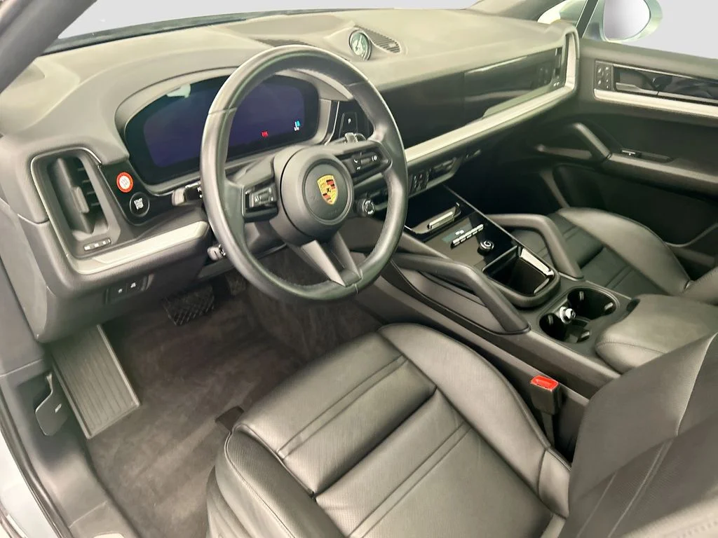 Used 2024 Silver Porsche Base image 9