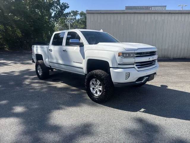 Used 2017 White Chevrolet LTZ image 3