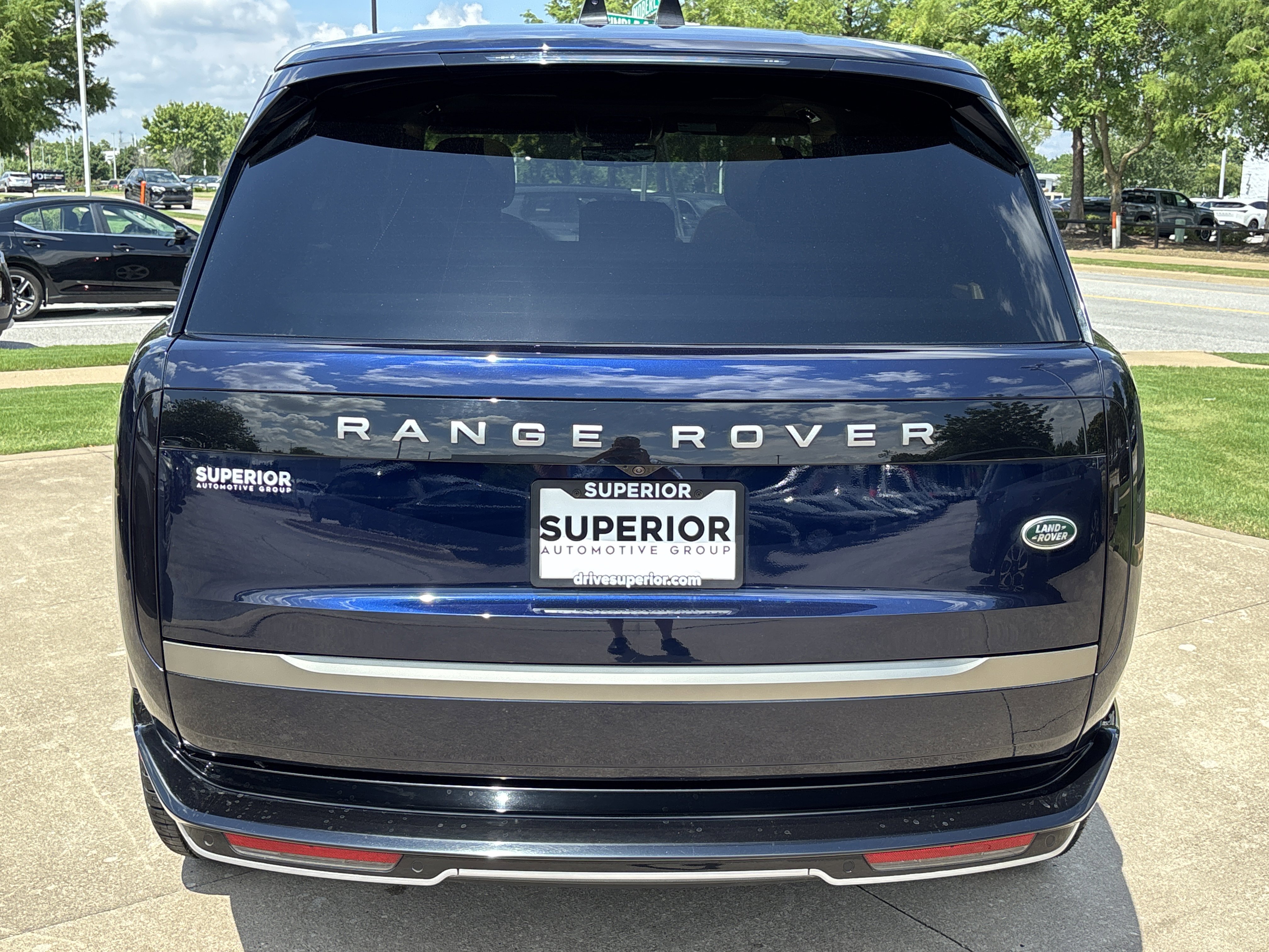 Used 2023 Portofino Blue Metallic Land Rover P400 SE AWD image 5
