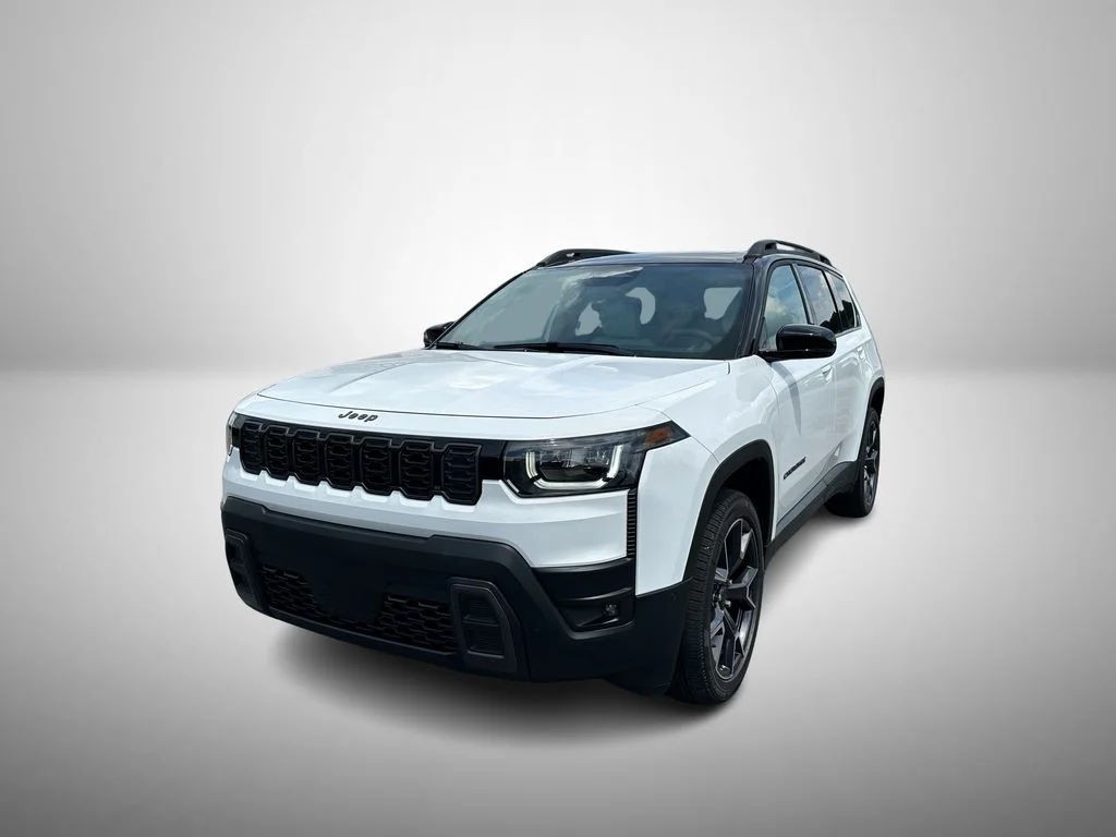 New 2026 Bright White Clear-Coat Exterior Paint Jeep Overland image 2
