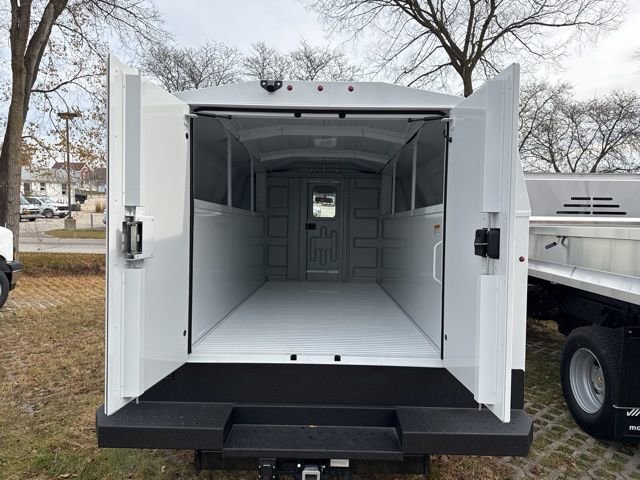 New 2025 Summit White Chevrolet 1WT image 6