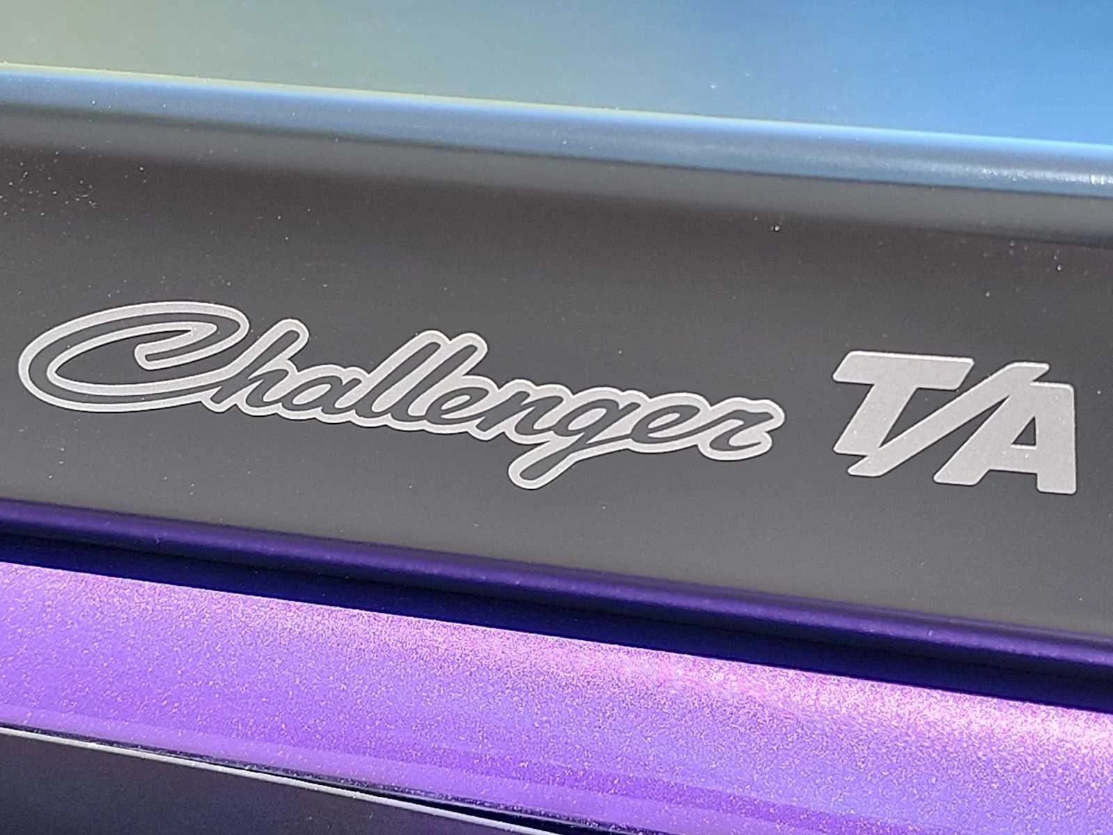 Used 2023 Plum Crazy Pearlcoat Dodge R/T Scat Pack Widebody image 11