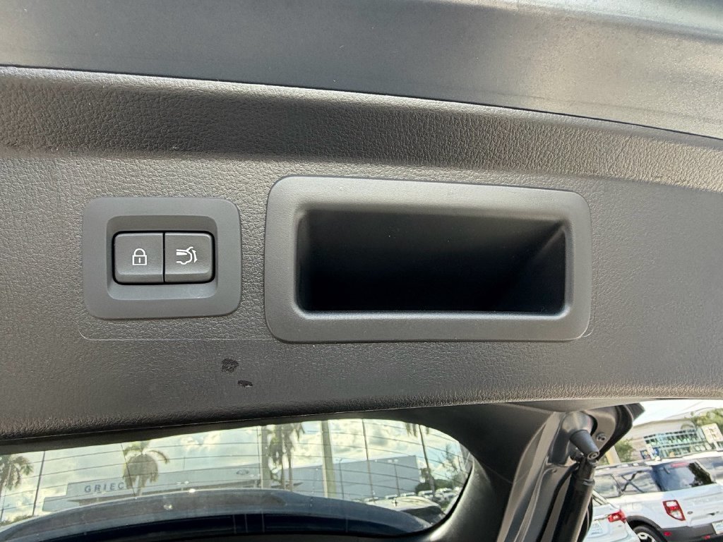 Used 2024 Gray Mazda 2.5 Turbo image 16