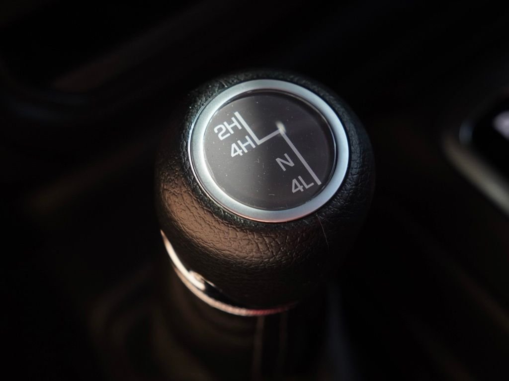 New 2026 Anvil Clear-Coat Exterior Paint Jeep Sport S image 15