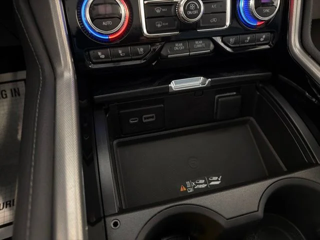 Used 2022 Black GMC Denali image 34