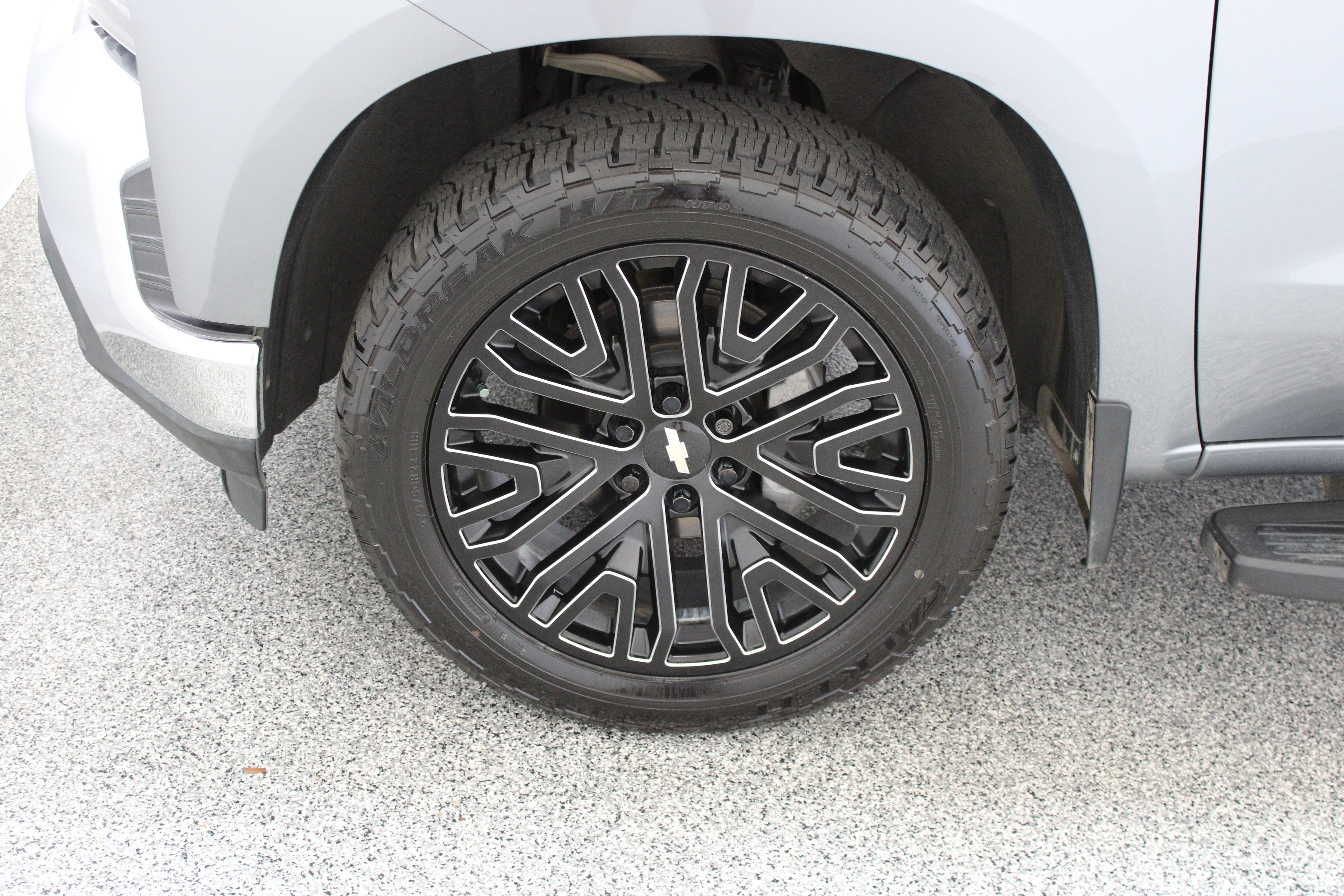 Used 2019 Satin Steel Metallic Chevrolet LT 5.3L image 11