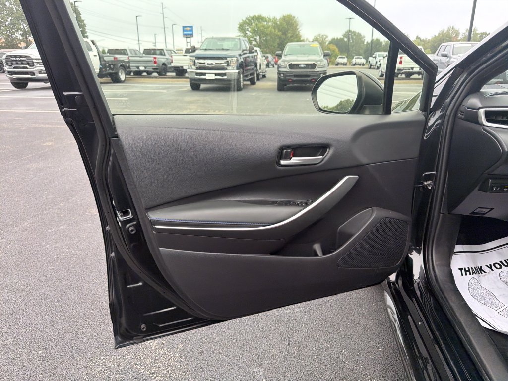 Used 2022 Black Toyota SE image 13