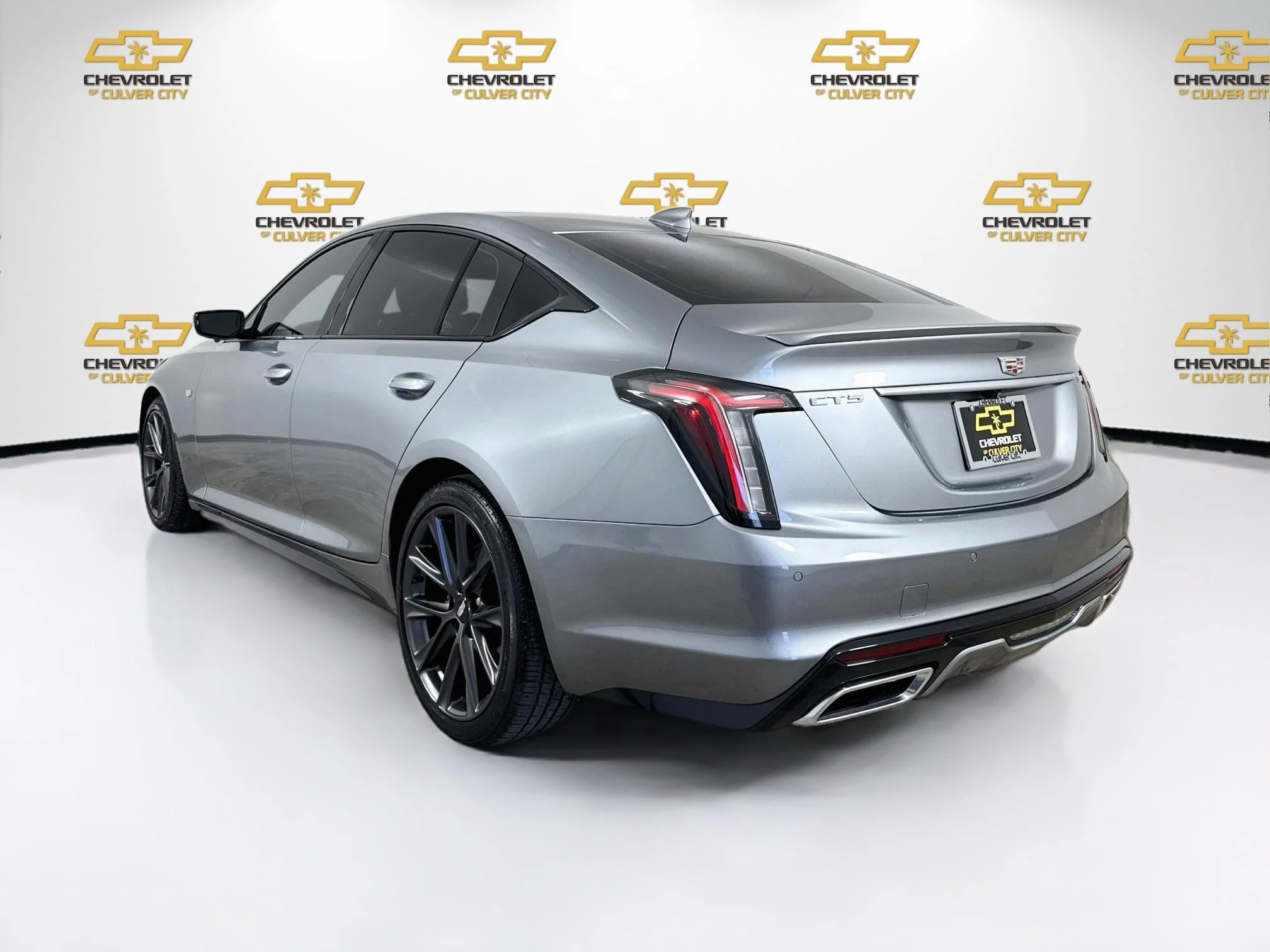 Used 2023 Argent Silver Metallic Cadillac Sport image 6