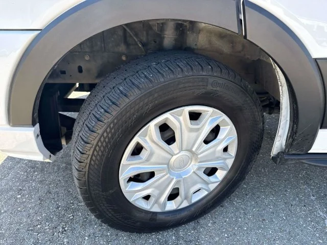 Used 2024 White Ford XLT image 6