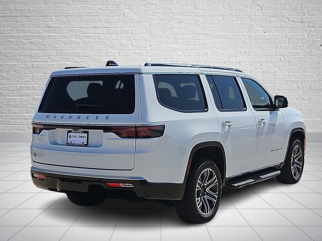2025 Jeep Wagoneer Series I - Photo 4