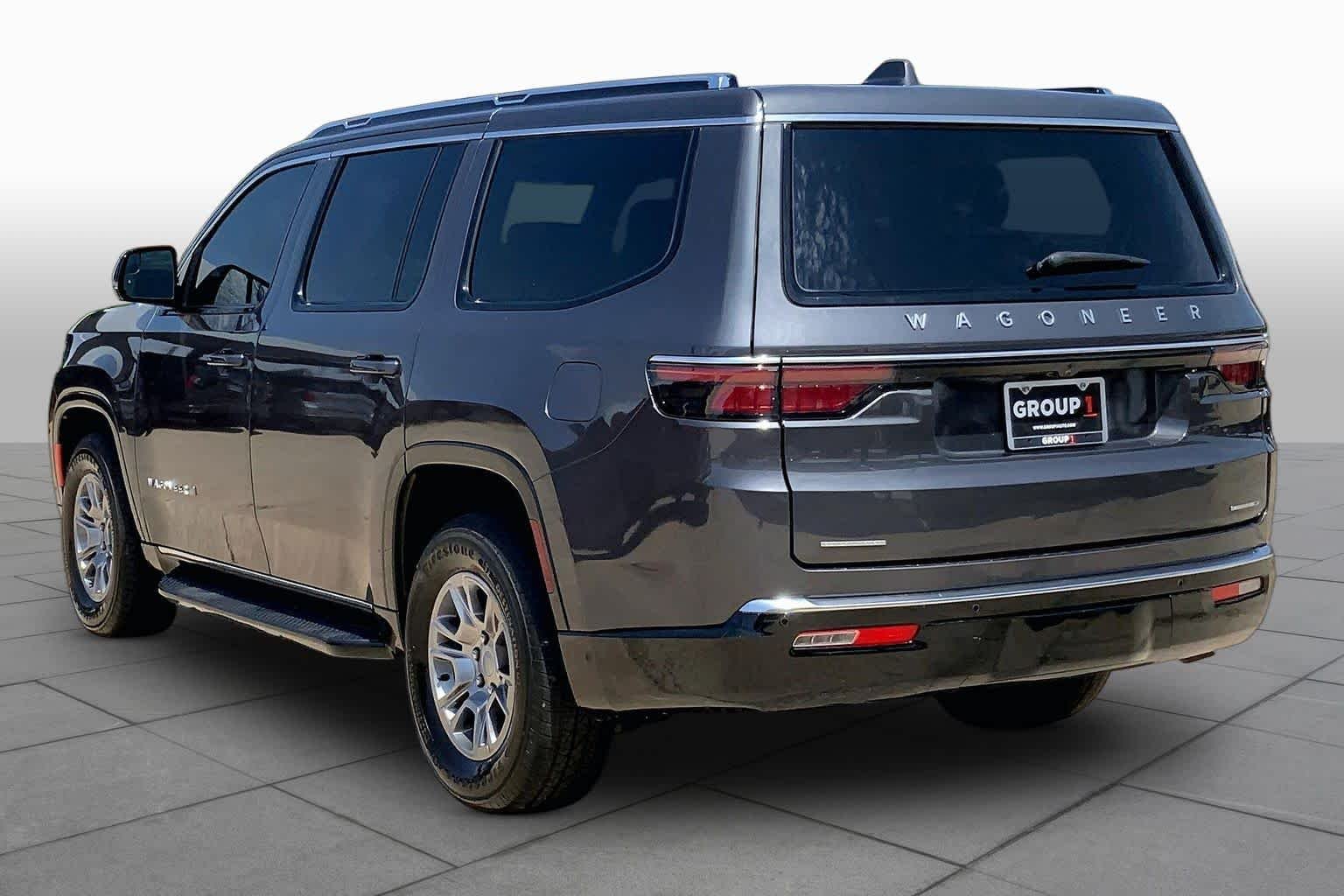 Used 2022 Baltic Gray Metallic Clearcoat Jeep Series I image 11