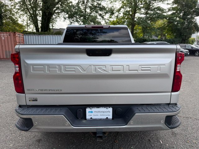 Used 2019 Silver Chevrolet WT image 3