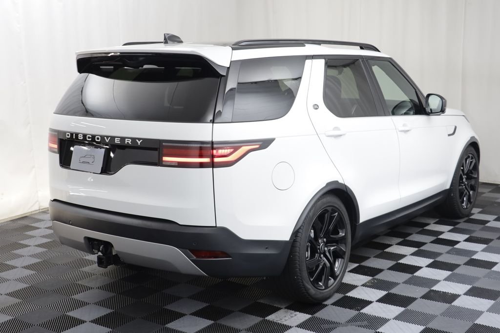 Used 2025 White Land Rover S image 19