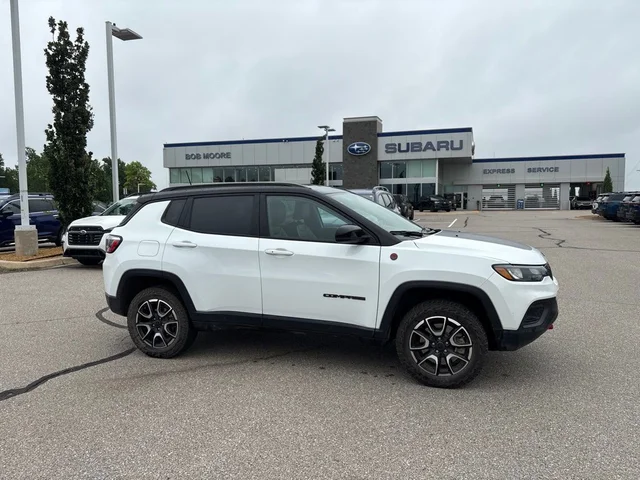 2025 Jeep Compass Trailhawk