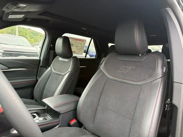 New 2026 Agate Black Metallic Ford ST image 19