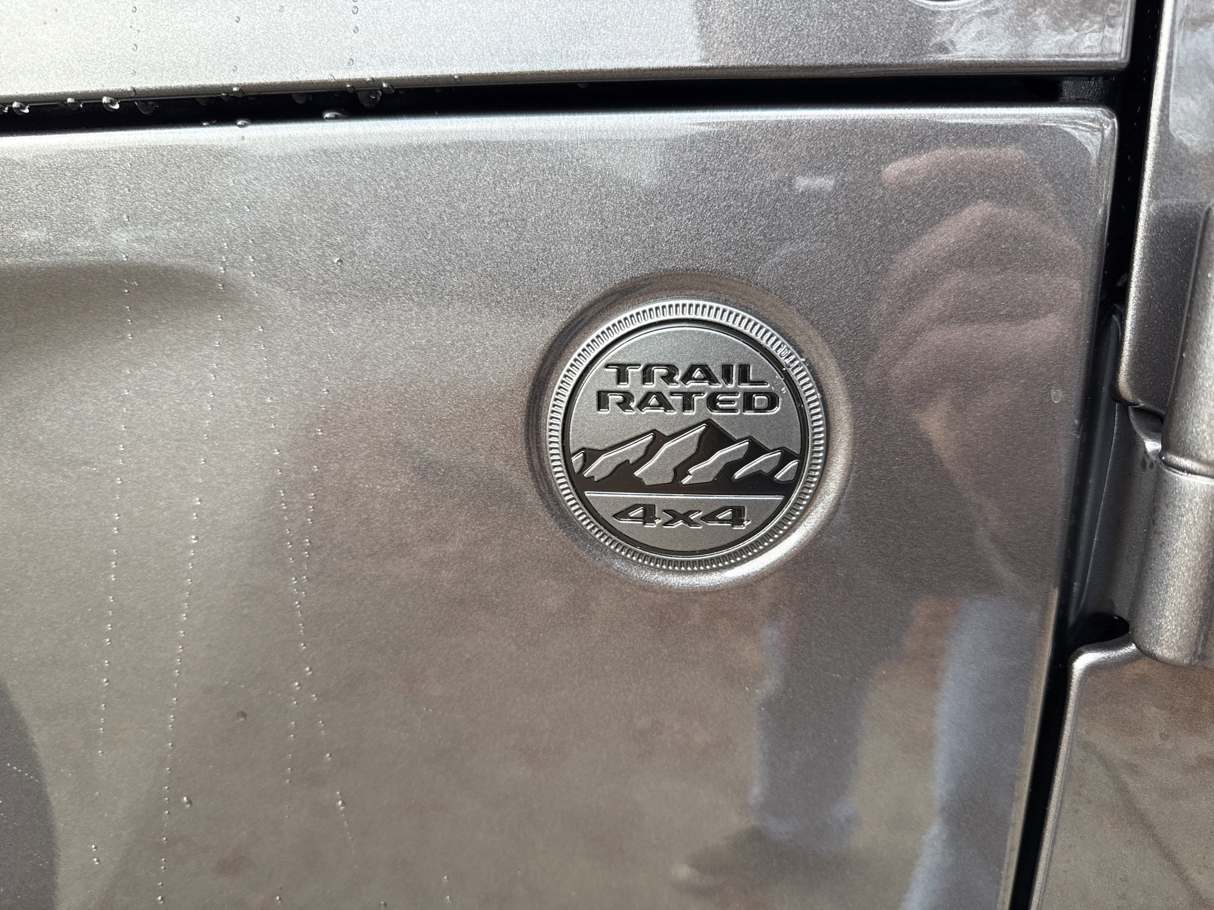 New 2026 Granite Crystal Metallic Clearcoat Jeep Sport image 12