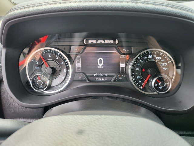 Used 2022  Ram Laramie image 26