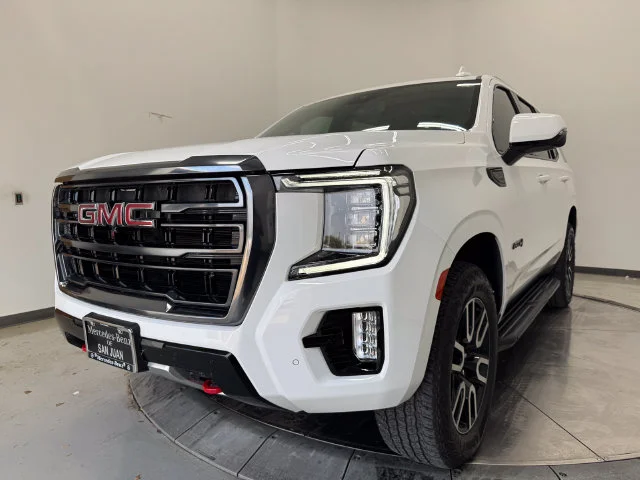 Used 2024 Summit White GMC AT4 image 32