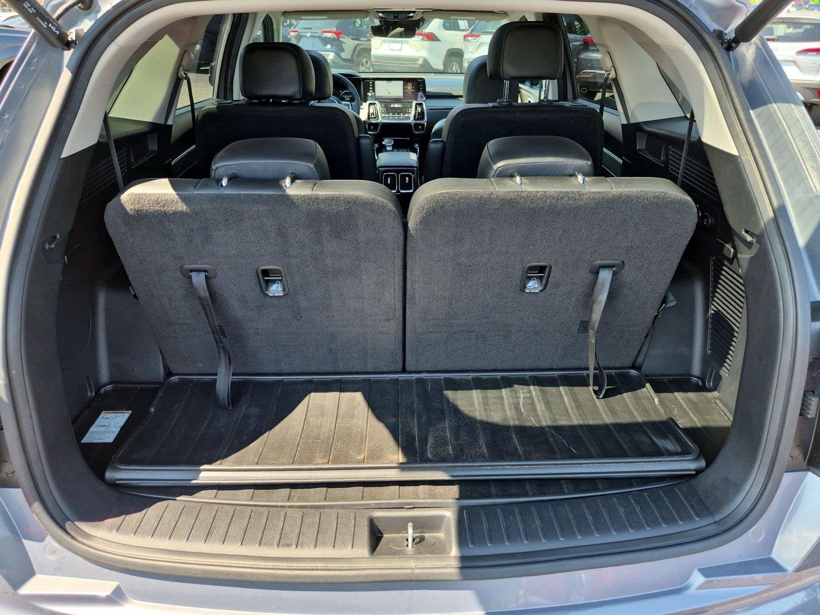 Used 2023 GRAVITY GRAY KIA  image 37