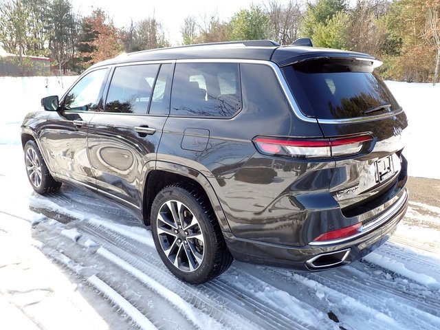 Used 2023 Gray Jeep Overland image 3