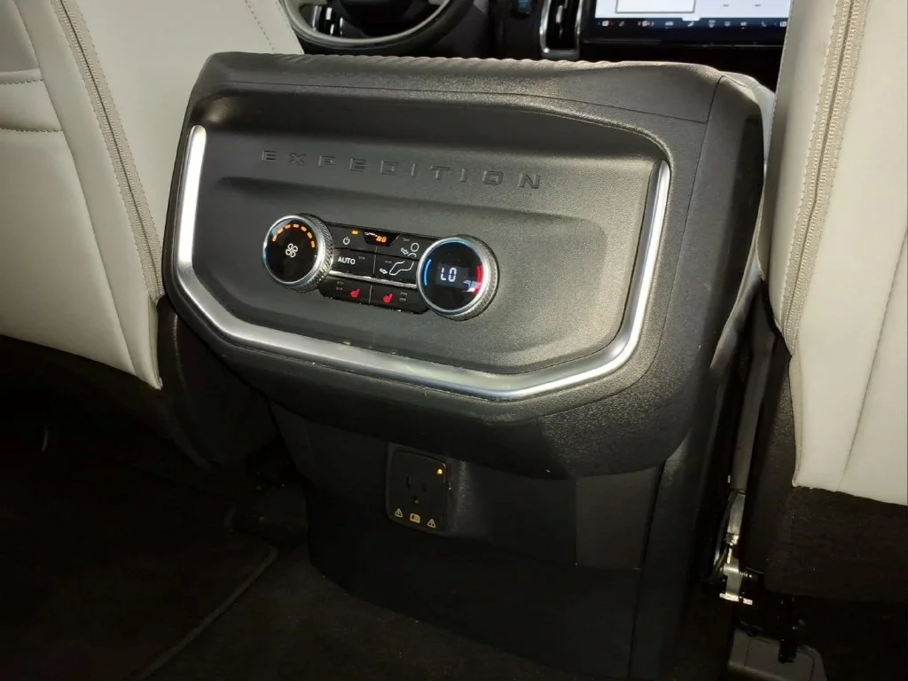 Certified Used 2025 Black Metallic Ford Platinum image 15