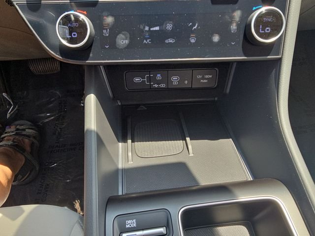 Used 2024 Blue Hyundai SEL image 18