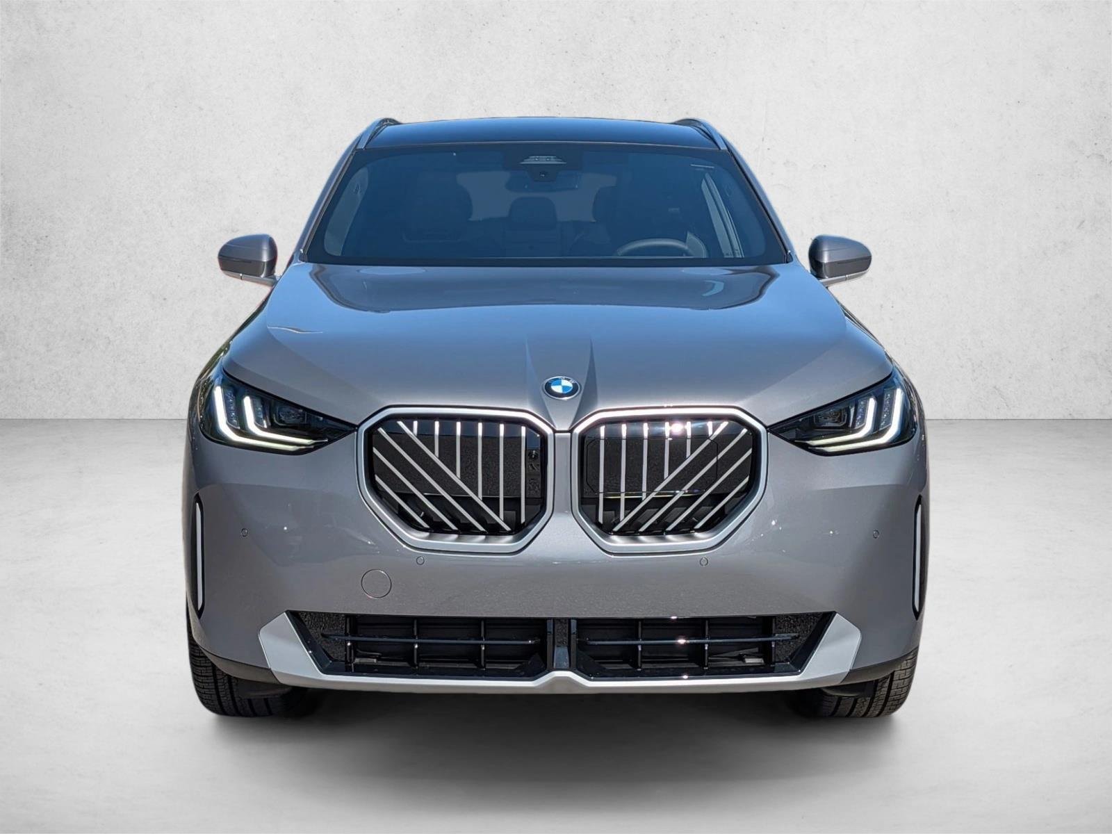 Used 2026 Skyscraper Grey Metallic BMW 30 xDrive image 6