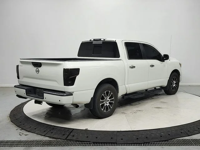Used 2021 White Nissan SV image 7