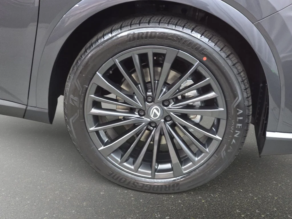 New 2026 Cloudburst Gray Lexus PREMIUM image 29